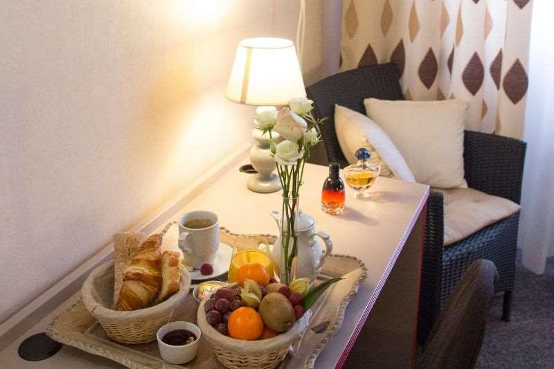 Brit Hotel Le Cygne Saint-Hilaire-du-Harcouët Værelse billede