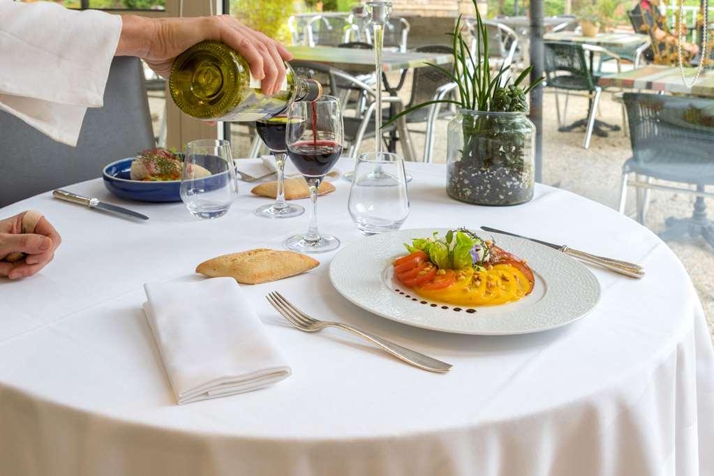 Brit Hotel Le Cygne Saint-Hilaire-du-Harcouët Restaurant billede
