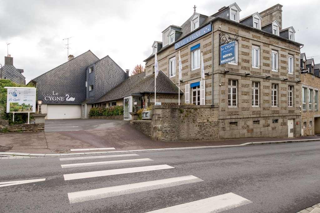 Brit Hotel Le Cygne Saint-Hilaire-du-Harcouët Eksteriør billede