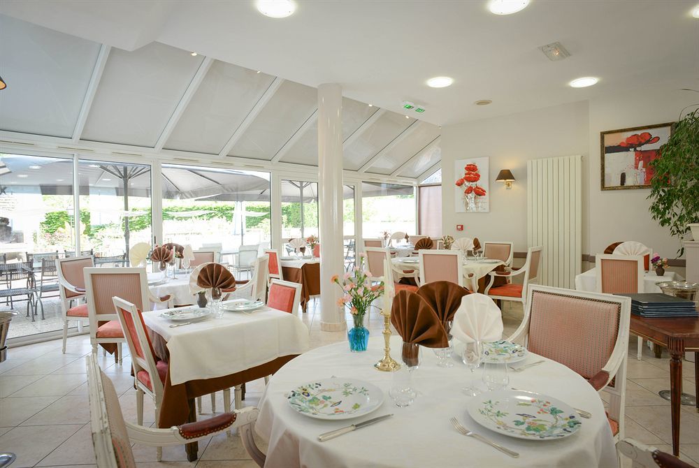 Brit Hotel Le Cygne Saint-Hilaire-du-Harcouët Eksteriør billede